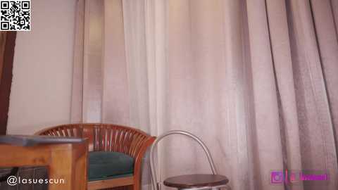 Media: _lasuescun Chaturbate 2023-11-06 03:08:00
