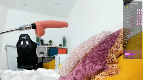 Media: _timeless_paradox Chaturbate 2023-11-06 12:29:00