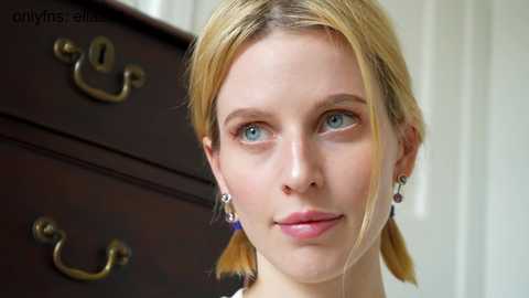 Media: ellaa91 Chaturbate 2023-11-06 19:02:00