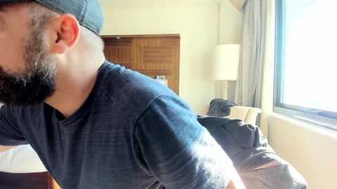 Media: hardworkertn Chaturbate 2023-11-06 15:42:00