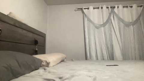 Media: xoxomistie10210 Chaturbate 2023-11-07 00:30:00