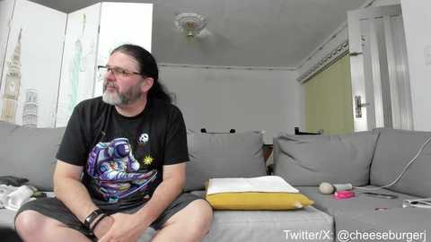 Media: cheeseburgerjesus Chaturbate 2023-11-08 22:38:00
