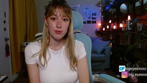 Media: bigeyesxo Chaturbate 2023-11-11 01:17:00