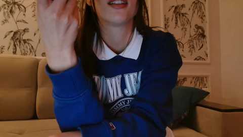 Media: bitter_moon Chaturbate 2023-11-11 01:12:00