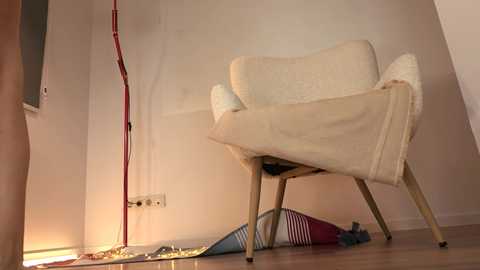Media: mia_elfie Chaturbate 2023-11-11 05:40:00