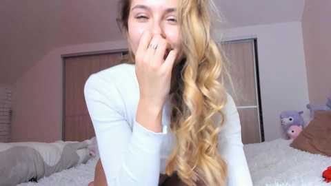 Media: yononeey Chaturbate 2023-11-11 15:12:00