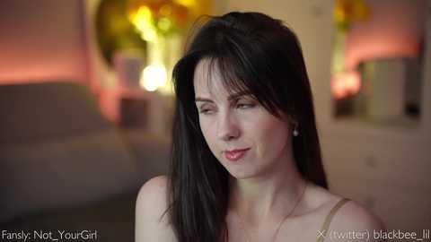 Media: _blackbee_ Chaturbate 2023-11-12 00:05:00