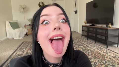 Media: evelynforever Chaturbate 2023-11-12 22:10:00