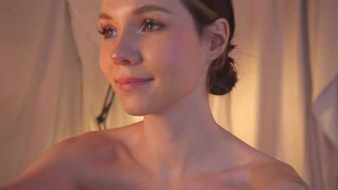 Media: kateuwugirl Chaturbate 2023-11-12 12:59:00