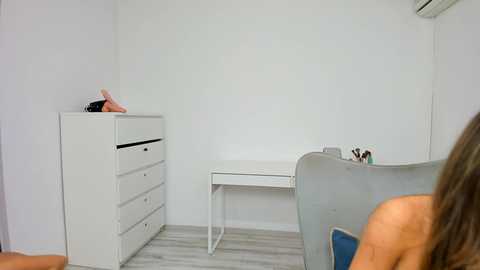 Media: dariaa_doll Chaturbate 2023-11-13 14:58:00