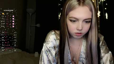 Media: small_blondee Chaturbate 2023-11-13 22:41:00