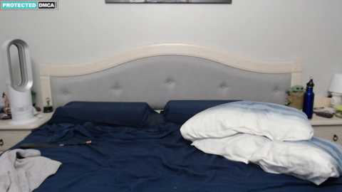 Media: bluexstacey Chaturbate 2023-11-14 10:56:00