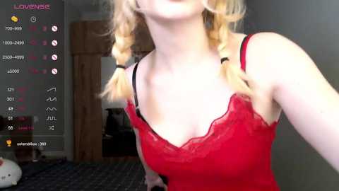 Media: illegaldream Chaturbate 2023-11-14 20:07:00