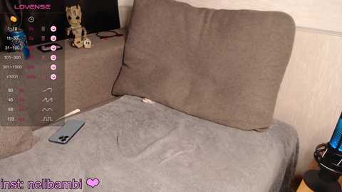 Media: neli_elinek Chaturbate 2023-11-14 01:25:00