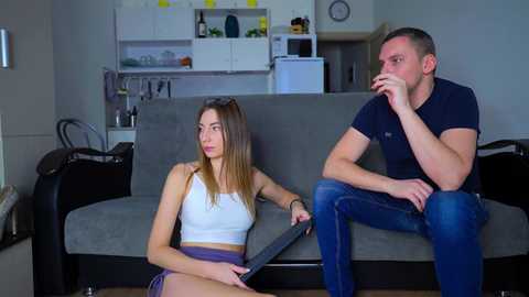 Media: littlesweettifany Chaturbate 2023-11-15 12:34:00