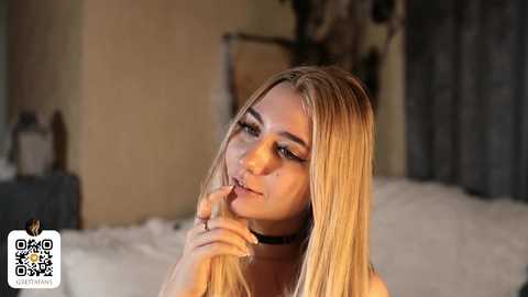 Media: owlluree Chaturbate 2023-11-15 05:53:00