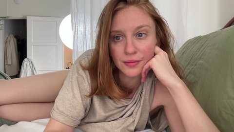 Media: pretendlunch Chaturbate 2023-11-15 21:36:00