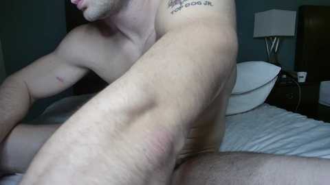 Media: alphazack14 Chaturbate 2023-11-16 04:44:00
