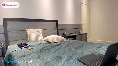 Media: calehot98 Chaturbate 2023-11-16 02:35:00