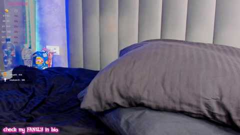Media: your__voice Chaturbate 2023-11-16 21:40:00