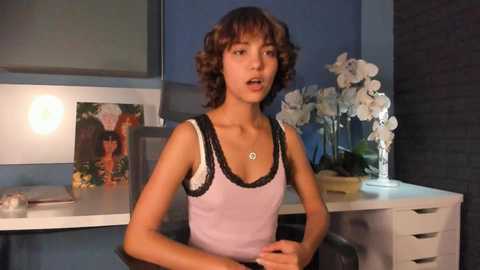 Media: lenaelisabeth Chaturbate 2023-11-17 19:16:00