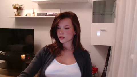 Media: bitter_moon Chaturbate 2023-11-18 22:10:00