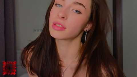 Media: uwunikaa Chaturbate 2023-11-18 20:09:00