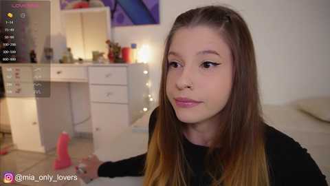 Media: cutefacebigass Chaturbate 2023-11-19 21:23:00