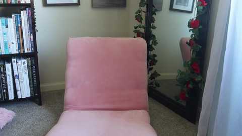 Media: ellynaomi Chaturbate 2023-11-19 17:42:00