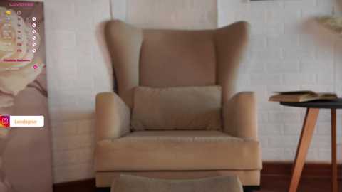 Media: lana_lee_ Chaturbate 2023-11-19 03:42:00