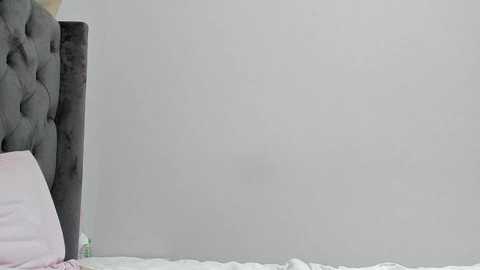 Media: yourlove777 Chaturbate 2023-11-19 13:27:00