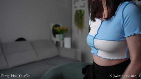 Media: _blackbee_ Chaturbate 2023-11-20 08:56:00