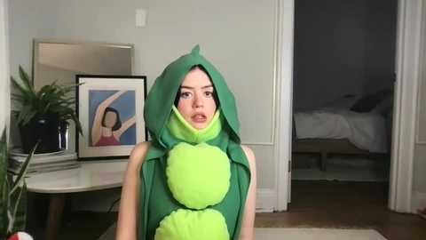 Media: littlesugarpea Chaturbate 2023-11-20 01:44:00