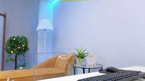 Media: lovlybambi Chaturbate 2023-11-20 10:34:00