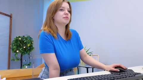 Media: lovlybambi Chaturbate 2023-11-20 12:21:00