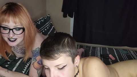 Media: reee4mebb Chaturbate 2023-11-20 04:11:00