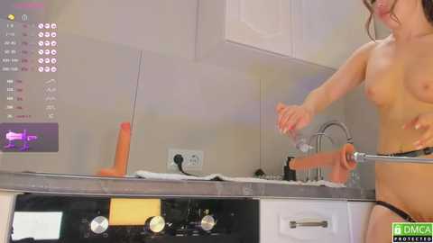 Media: doseofhappiness Chaturbate 2023-11-21 04:58:00