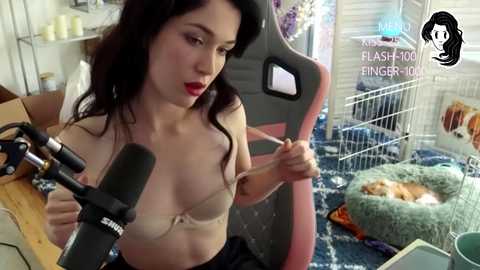 Media: evelynclaire Chaturbate 2023-11-21 18:58:00