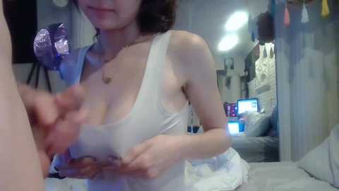 Media: kittycutiegirl Chaturbate 2023-11-21 08:49:00