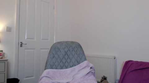 Media: bigboobiebabex Chaturbate 2023-11-22 15:44:00