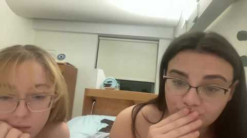 Media: jadealyssa Chaturbate 2023-11-22 04:01:00