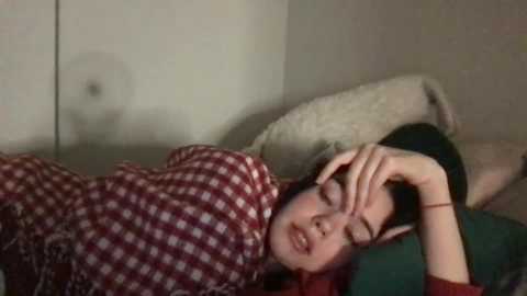 Media: littlesugarpea Chaturbate 2023-11-22 02:53:00
