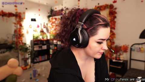 Media: evelynpiers Chaturbate 2023-11-23 00:24:00
