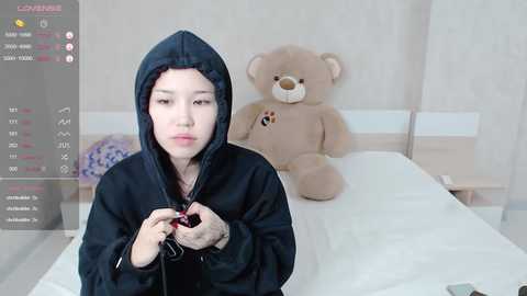 Media: little_yena Chaturbate 2023-11-23 10:52:00