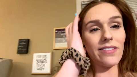 Media: rayofsunshine_21 Chaturbate 2023-11-23 04:26:00