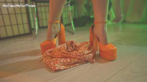 Media: excitease Chaturbate 2023-11-24 06:42:00