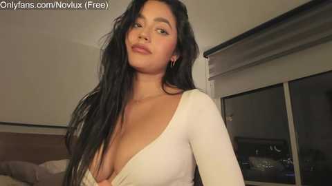 Media: n_o_v_a Chaturbate 2023-11-24 03:35:00