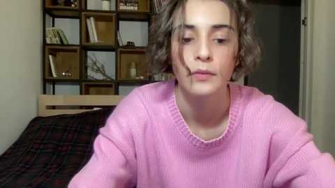 Media: wonderland_stia Chaturbate 2023-11-24 15:53:00
