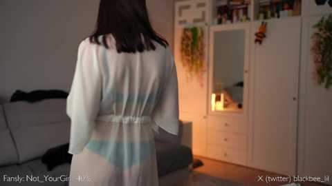 Media: _blackbee_ Chaturbate 2023-11-25 07:48:00