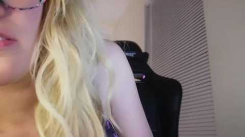 Media: x_dreamgirl_x Chaturbate 2023-11-26 07:56:00